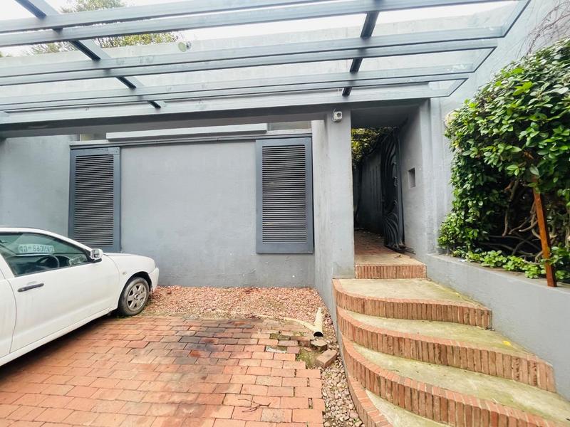 6 Bedroom Property for Sale in Orange Grove Eastern Cape